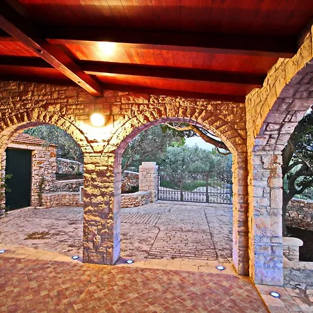 Holiday home House Pelegrin *