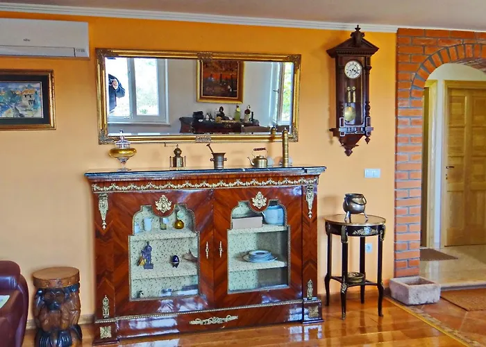 House Pelegrin Holiday home *